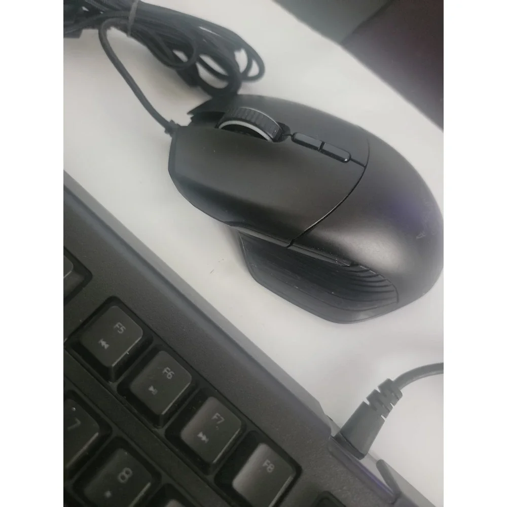 Razer Cynosa Chroma RZ03-0226 Wired RGB Gaming Keyboard Black & Razer Mouse!